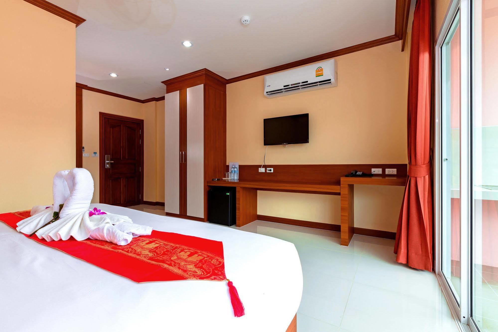 ภูษิตา เฮาส์ Hotel Patong ภายนอก รูปภาพ
