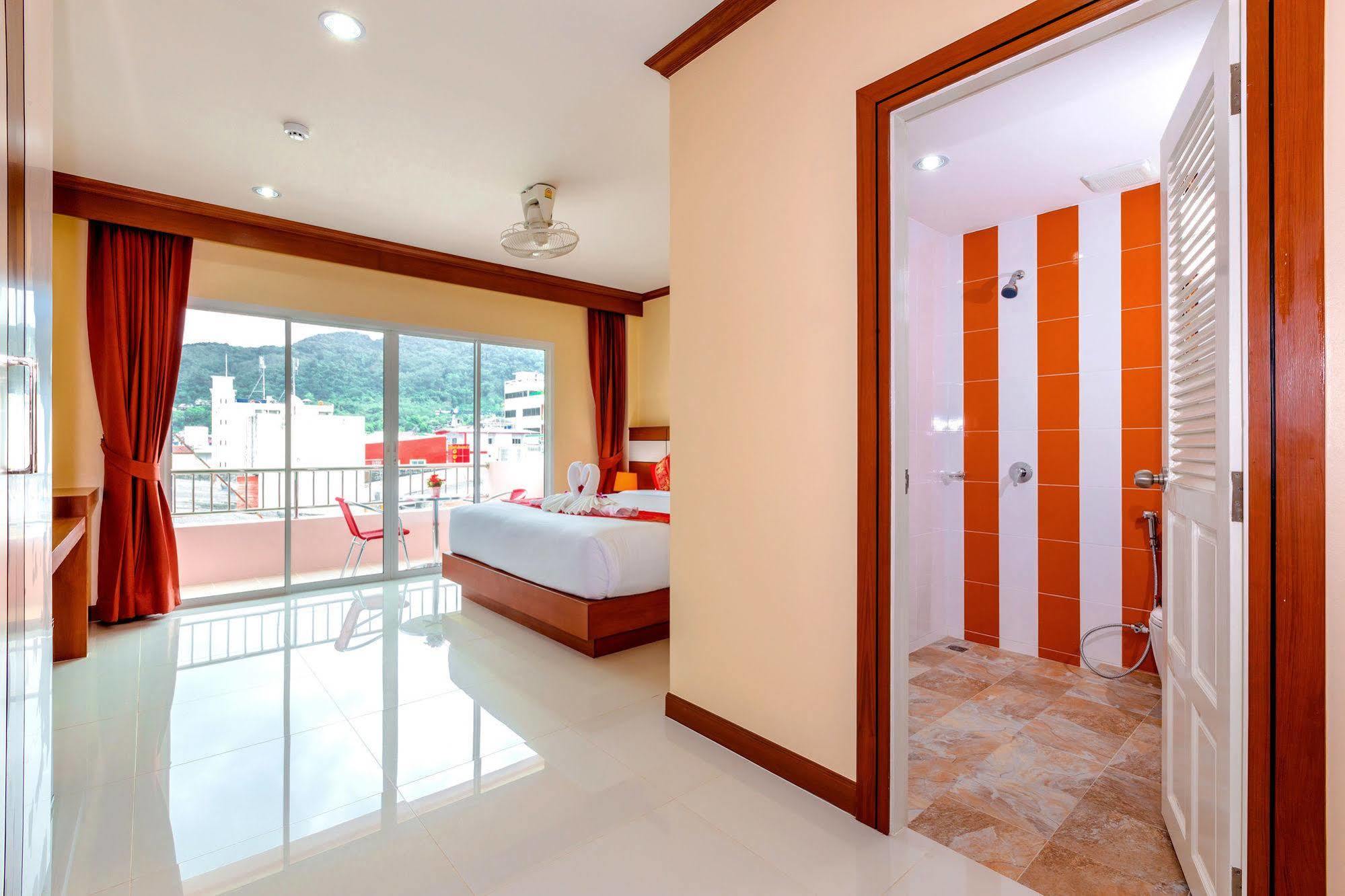 ภูษิตา เฮาส์ Hotel Patong ภายนอก รูปภาพ