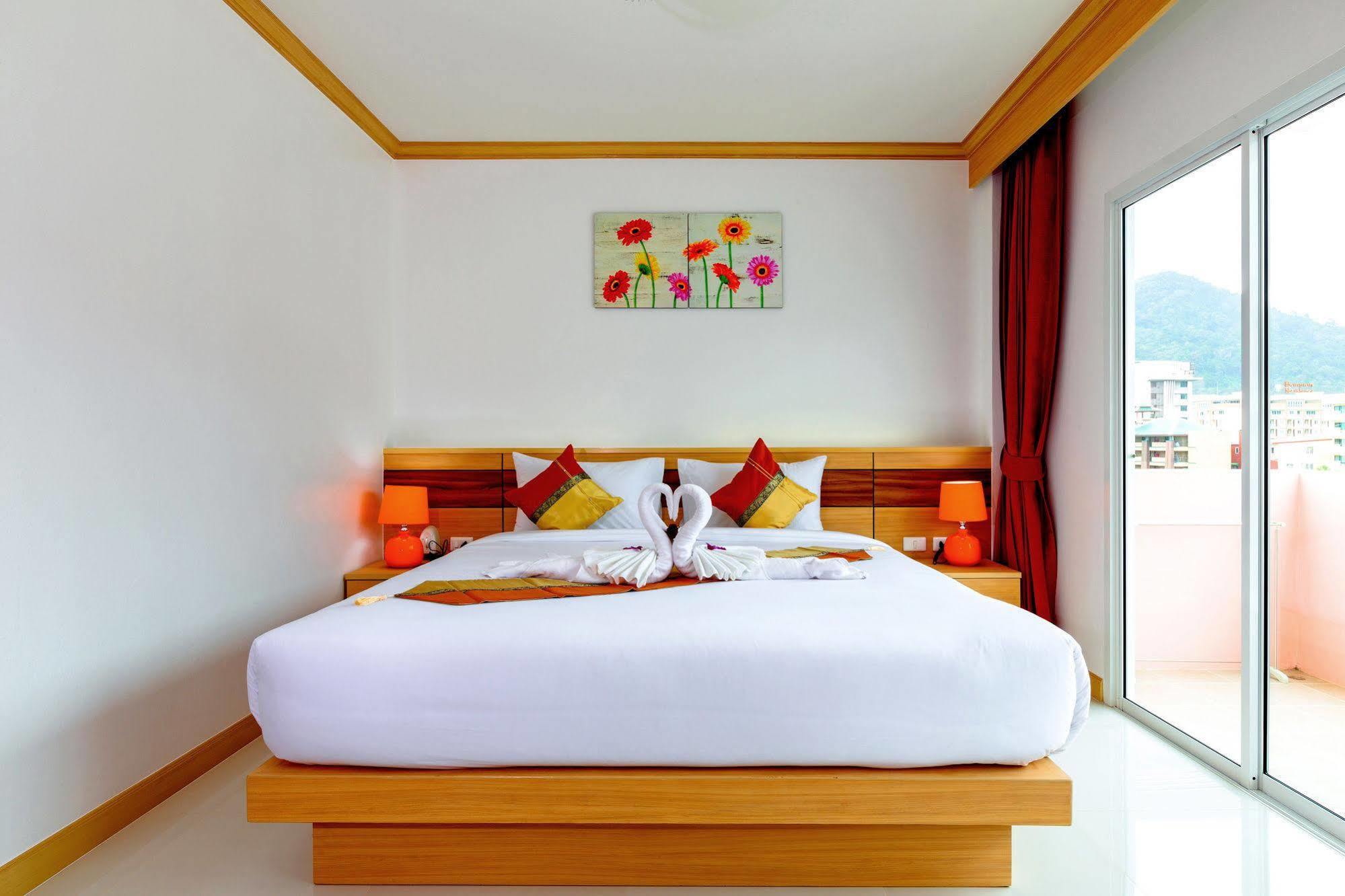 ภูษิตา เฮาส์ Hotel Patong ภายนอก รูปภาพ